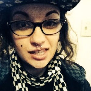 Meet your Posher, Brianna