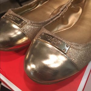 Gold Coach flats