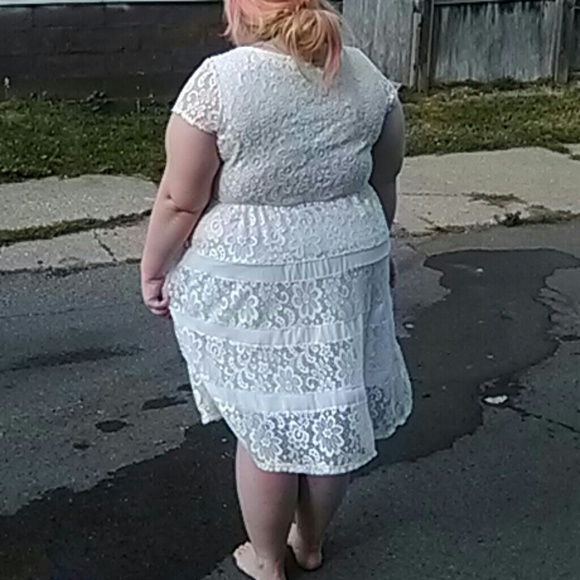 White Dress - Picture 2 of 2