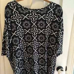 L Black and White Print Lularoe Irma