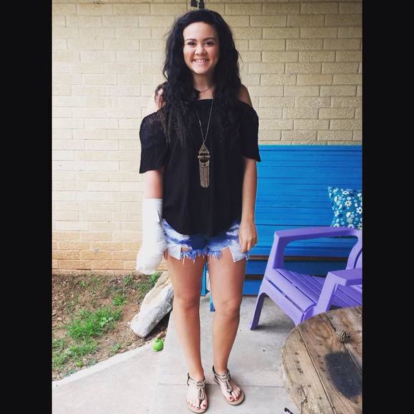 Meet your Posher, Kylee - Picture 1 of 1