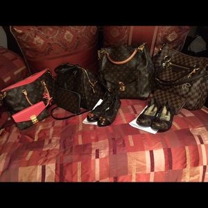 LV Collection 1 Just sharing