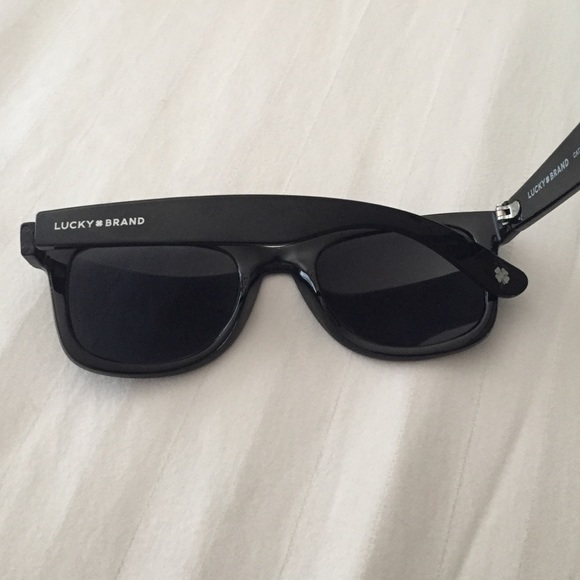 Glasses - Picture 2 of 2