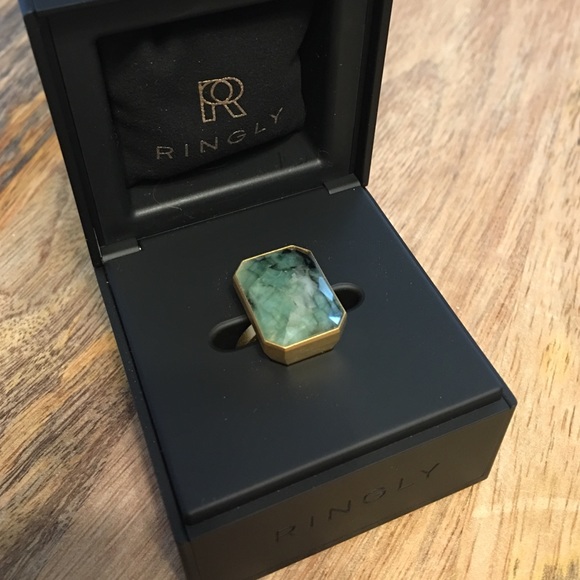 Ringly Jewelry - Ringly Emerald Ring - Bluetooth Wearable Tech
