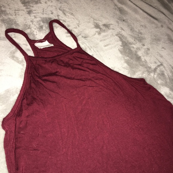 Halter top - Picture 2 of 3