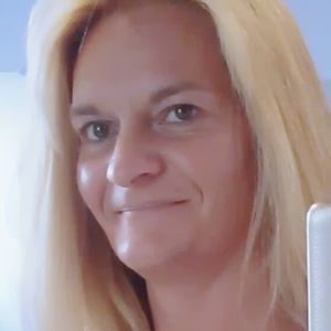 Meet your Posher, Christy