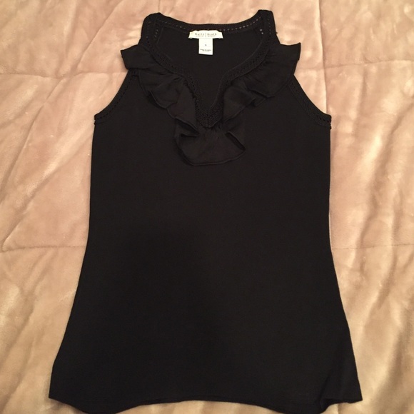 White House Black Market Crochet Trim Tank