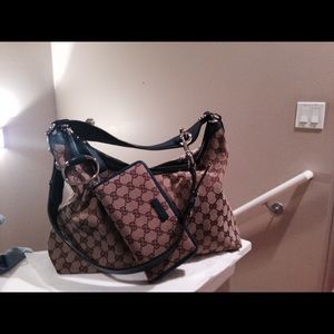 Gucci(2) just sharing