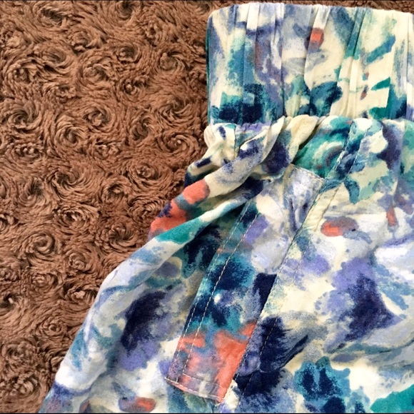 Floral skirt with pockets - Picture 2 of 3