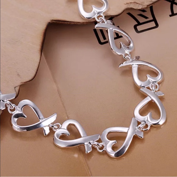 ππππHeart Bracelet πππ - Picture 2 of 4