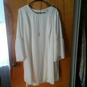 Daniel Rainn dress size XL