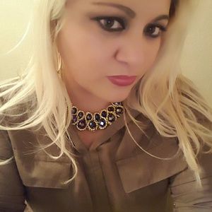 Meet your Posher, Rosa