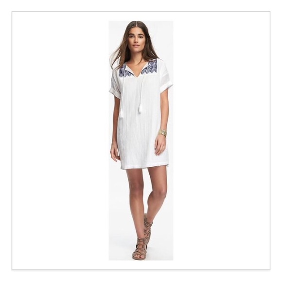 Old Navy Linen Shift Embroidered Cocoon Dress