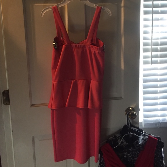 Pink party dress - Picture 2 of 2
