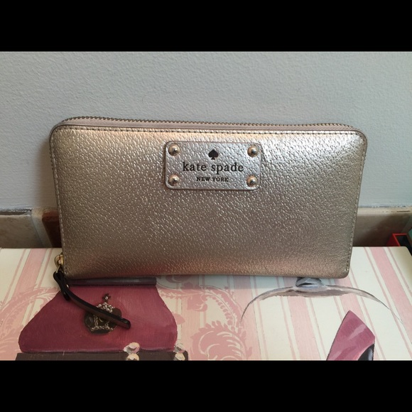 Kate Spade wallet