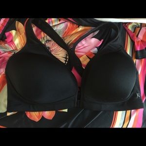 Danskin now 40D sports bra $10 all most new