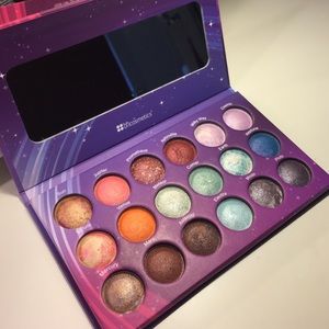 bhcosmetics Galaxy Chic eye shadow palette