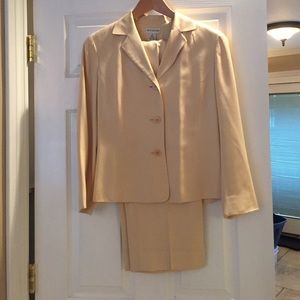 AnnTaylor pant suit