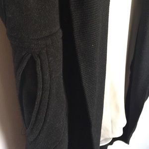 Wilfred Jackets & Coats - Wilfred Black Open Front Sweatshirt Shrug sz XS Wilfred Jackets & Coats - Wilfred Black Open Front Sweatshirt Shrug sz XS
