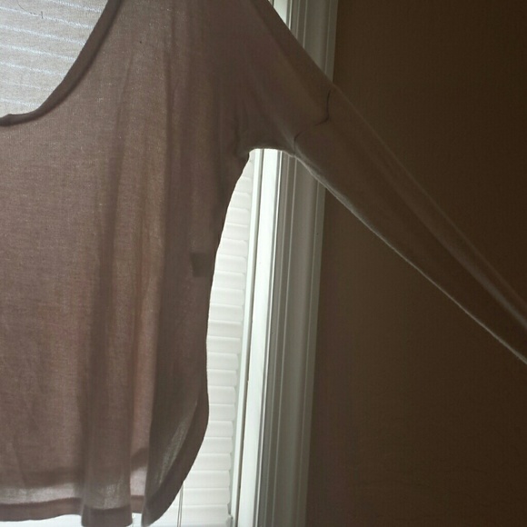 Light Pink AE Sweater - Picture 3 of 3