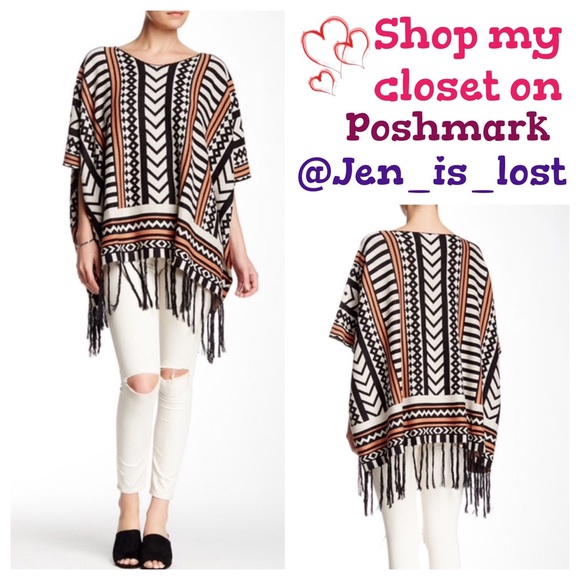 Sweaters - Geometric Poncho