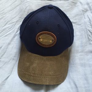 Leather strap Cubs MLB hat
