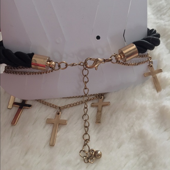 Cross bracelet - Picture 3 of 3