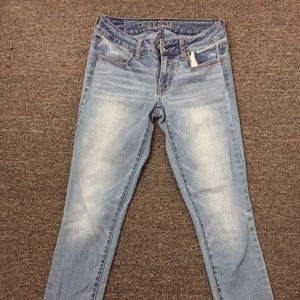 American Eagle Light Wash Jeans