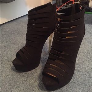 Black and gold bootie