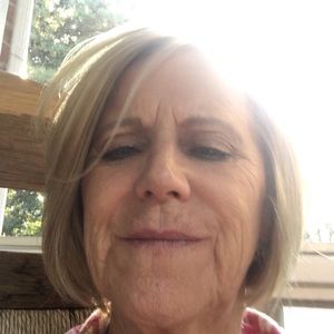 Meet your Posher, Vickie lynn