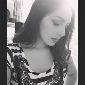 Meet your Posher, Araceli