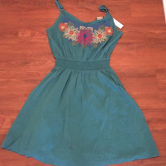 NWT spaghetti strap sundress