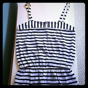 Women's Medium Gap Top