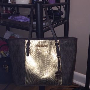 Michael Kors purse