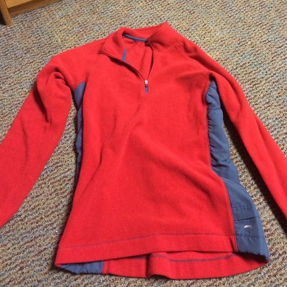 Quarter zip fleece