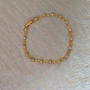 Gold and diamond bracelet