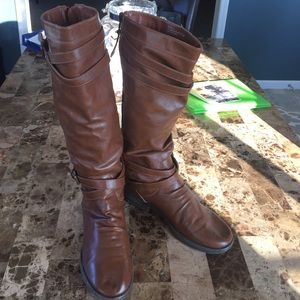 Steve Madden red zipper boots