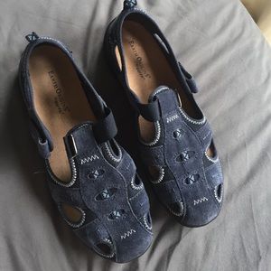 kith clarks wallabee