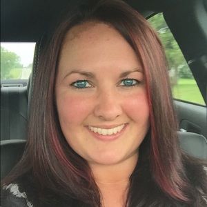 Meet your Posher, Mandy