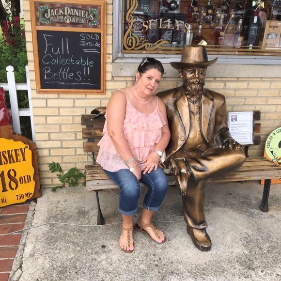 Meet your Posher, Rebecca - Picture 1 of 1