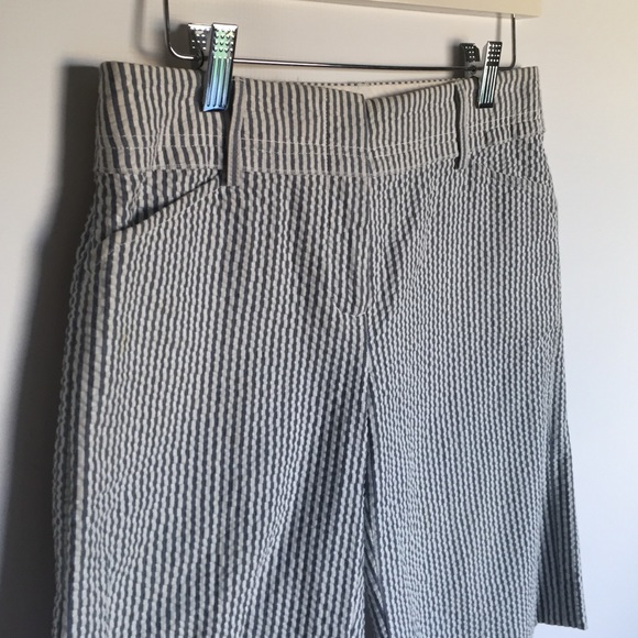 BCBG Max Azria blue pinstripe Bermuda shorts 2 - Picture 2 of 4