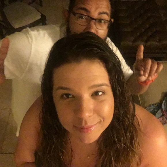 Meet your Posher, Sarah - Picture 2 of 2