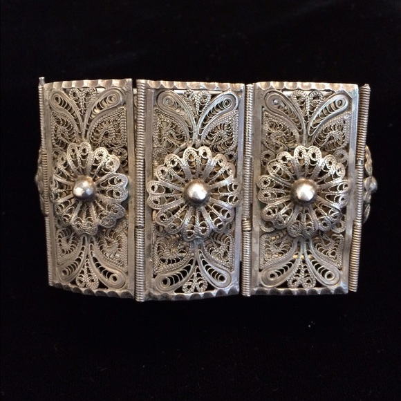 Vintage filigree bracelet