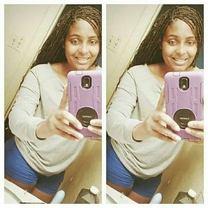 Meet your Posher, Kayla