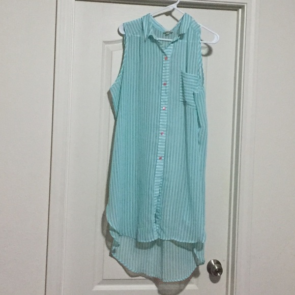 Real and white striped tunic.