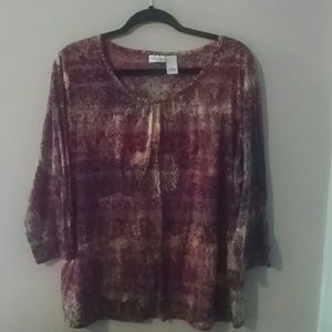 Plus sized 3/4 length sleeve pullover