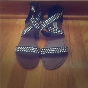 Steve Madden flats studded straps size 8