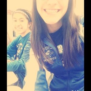 Meet your Posher, Alondra