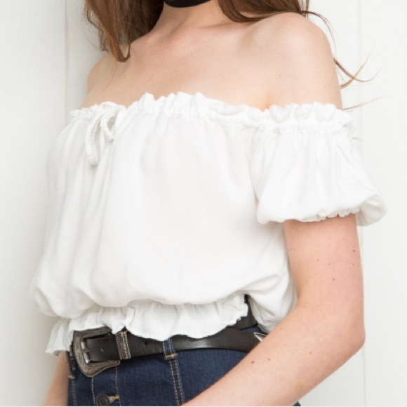 brandy melville ezra top, off the shoulder