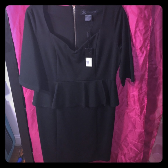 Nwt black khardashian kollection black dress!!